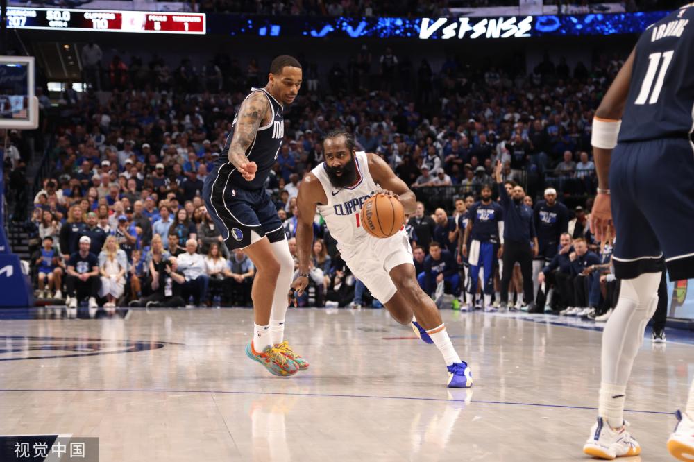 尤为引人注 尤为引人注