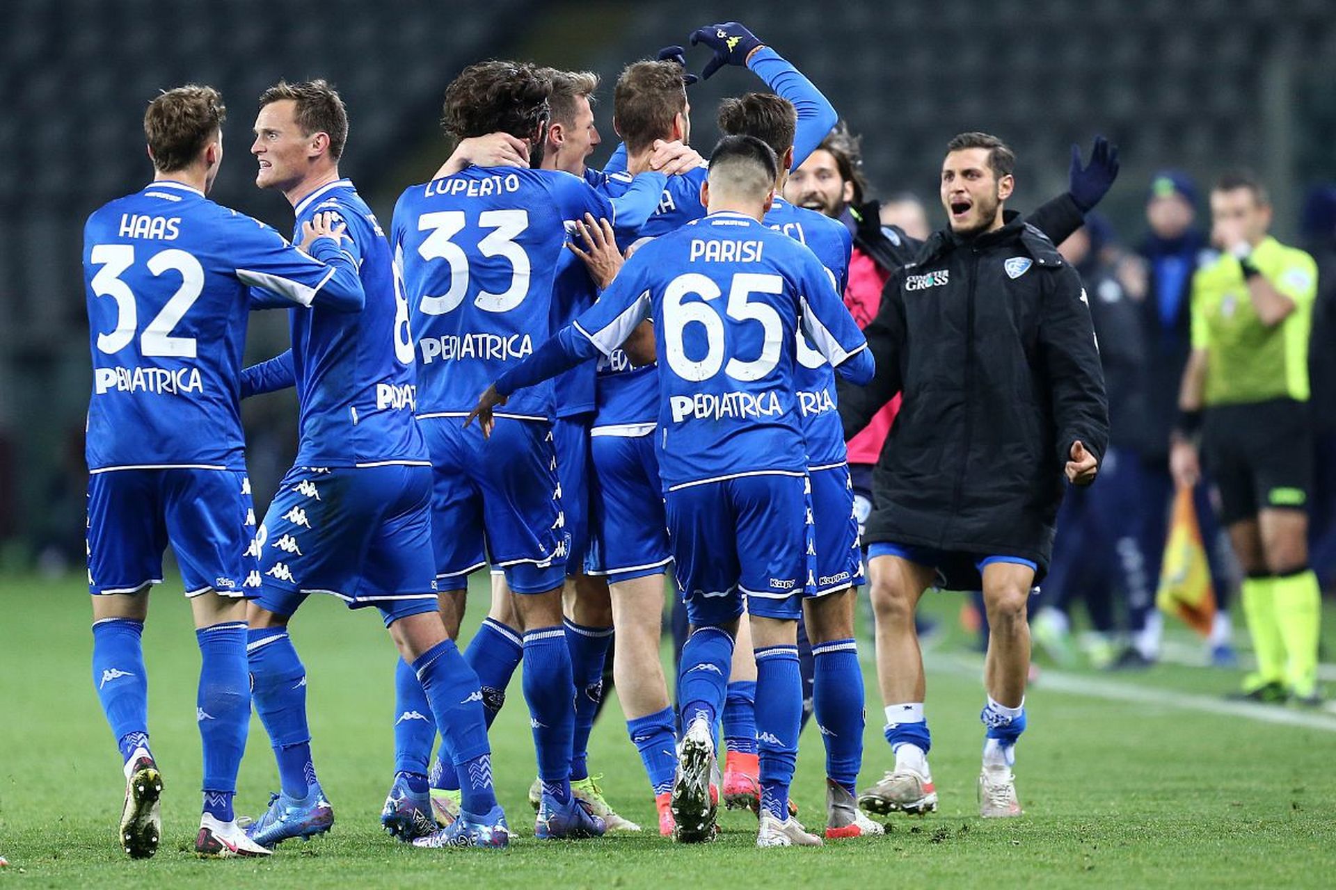 对海盗赛季 对海盗赛季