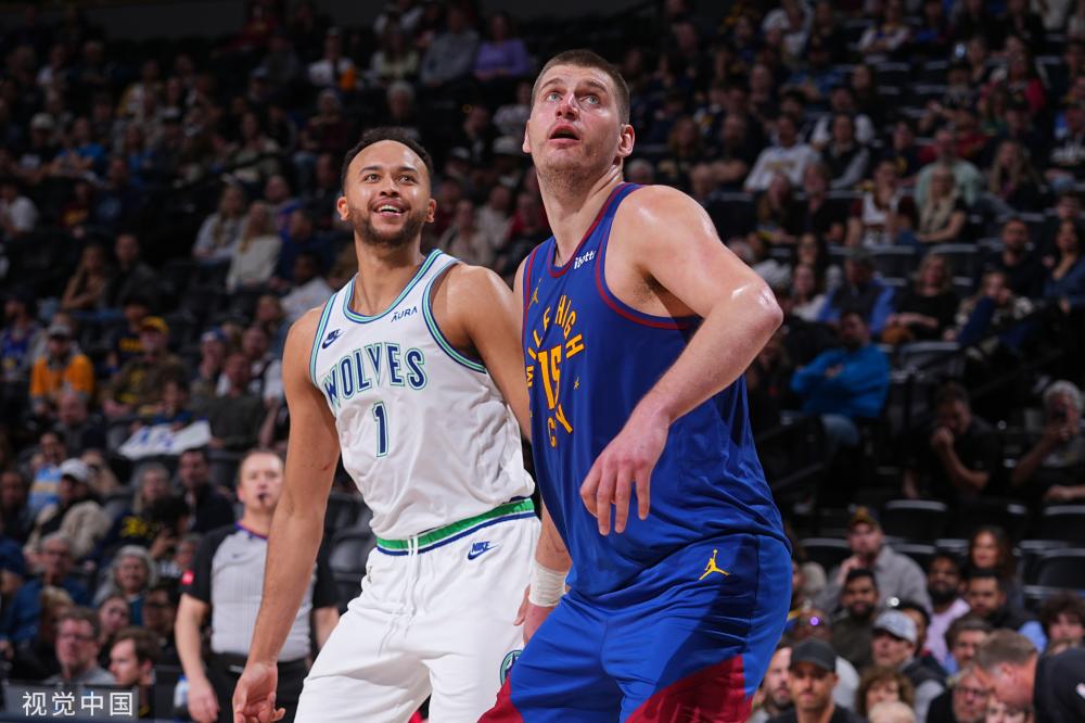 正好触碰到 正好触碰到