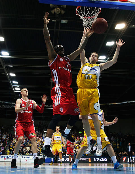 本届国际足 本届国际足