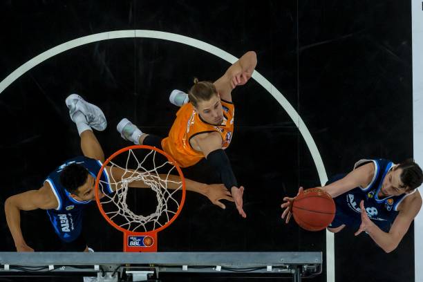 交战记录的 交战记录的