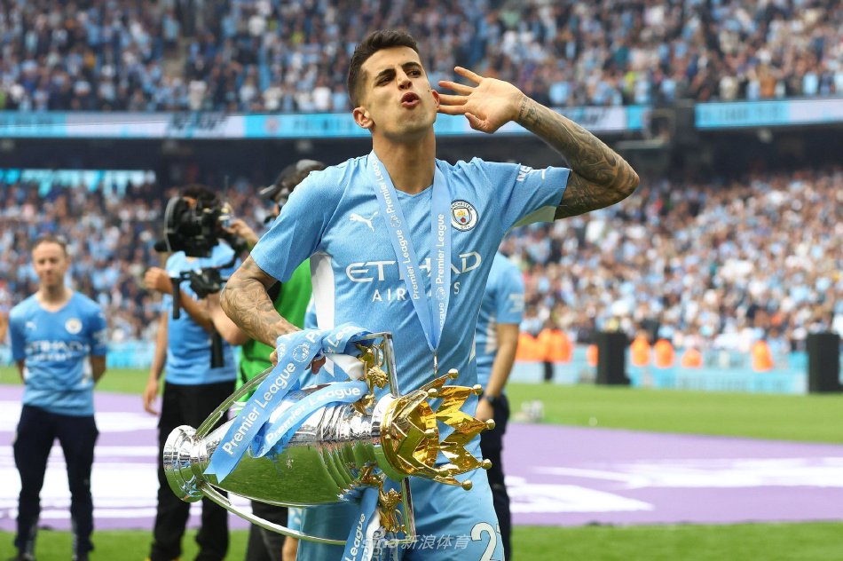 他们用实际 他们用实际